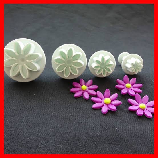 শিউলী ফনডেন্ট কাটার। Seuli fondent cutter