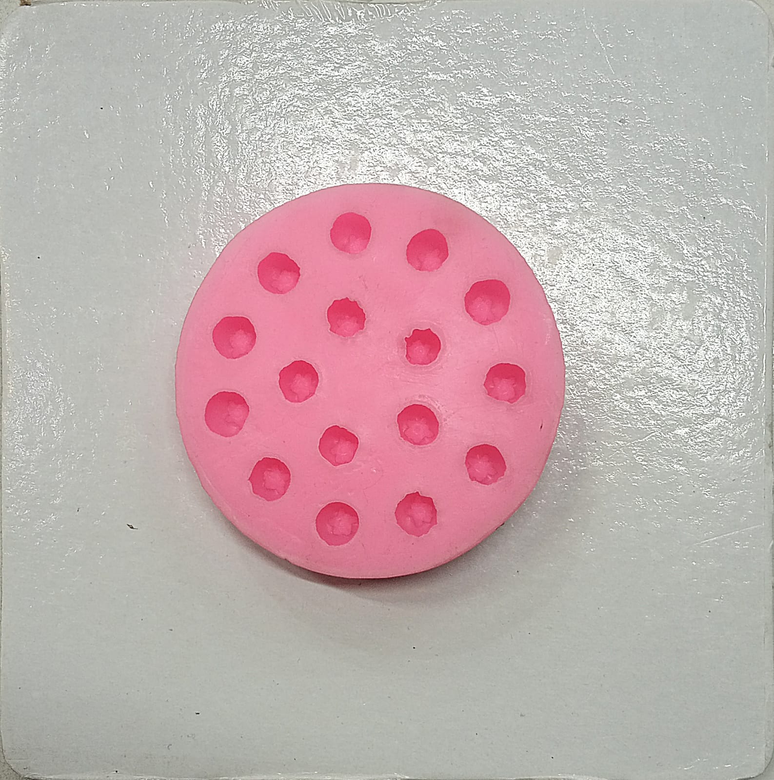 ১৬হোল ব্লুবেরি সিলিকন ফনডেন্ট মোল্ড 16 Hole blueberry silicon fondent mould